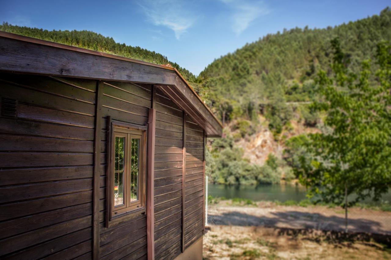 Xisto Camping Janeiro de Baixo المظهر الخارجي الصورة